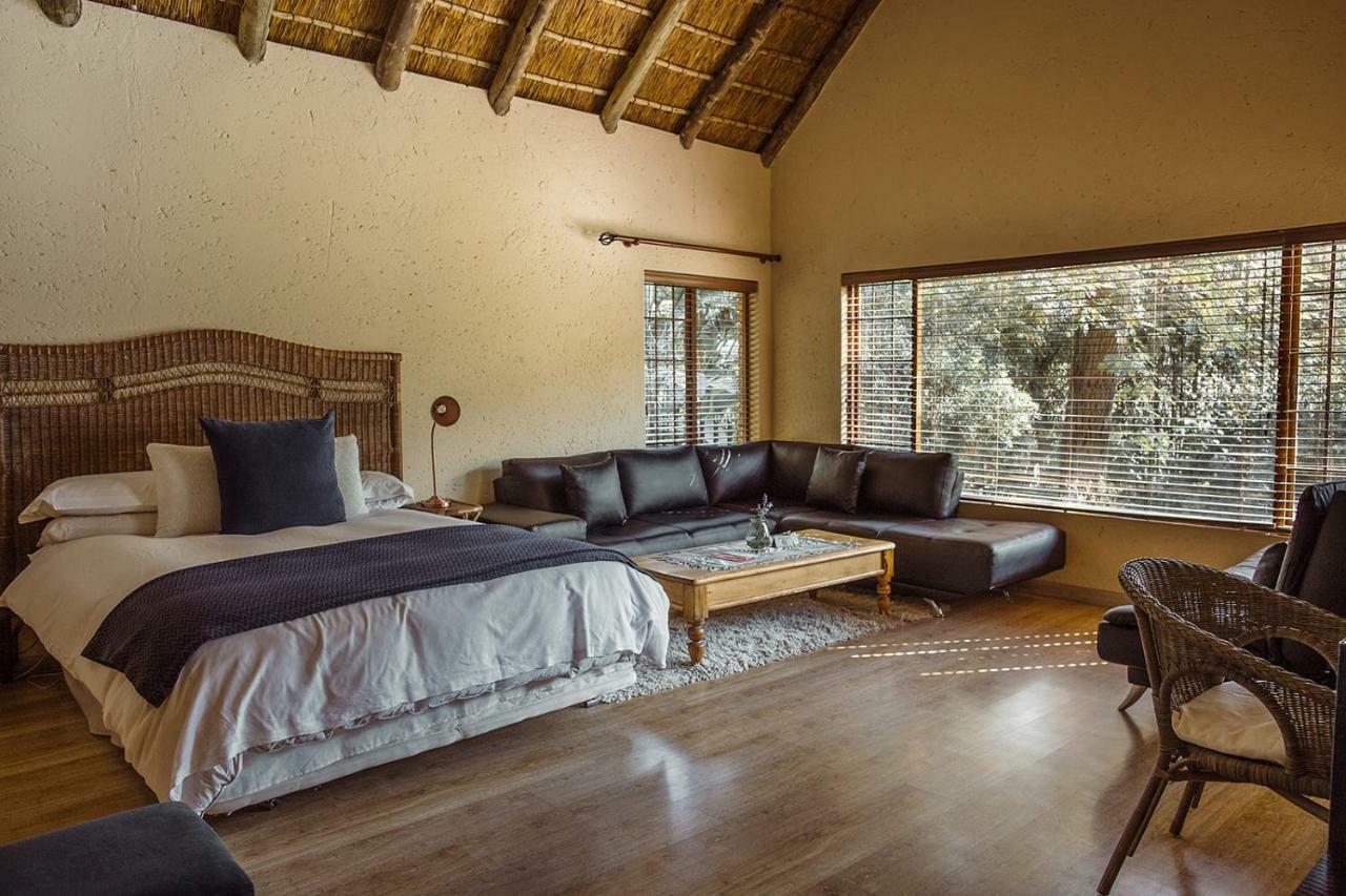 50 On Shepherd Boutique Guest House Sandton Εξωτερικό φωτογραφία